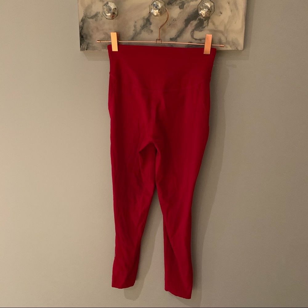 Lululemon Base Pace High Rise Crop - Picture 2 of 4